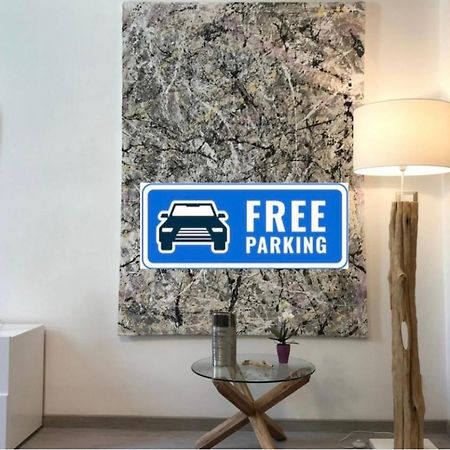 Lovely Apt Really Downtown - Free Private Parking Included! - Genoa Exterior photo