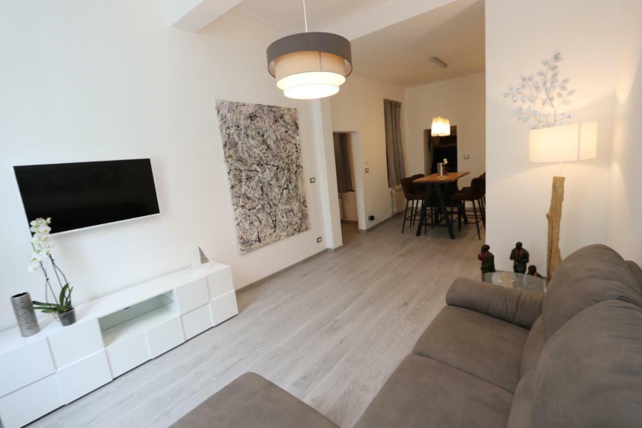 Lovely Apt Really Downtown - Free Private Parking Included! - Genoa Exterior photo